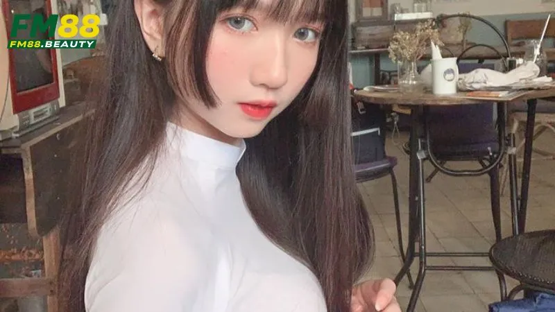 Streamer Hà Thảo Linh – Tìm Hiểu Gái Xinh Hot Tại FM88 5 Cô cũng thích cosplay và live stream